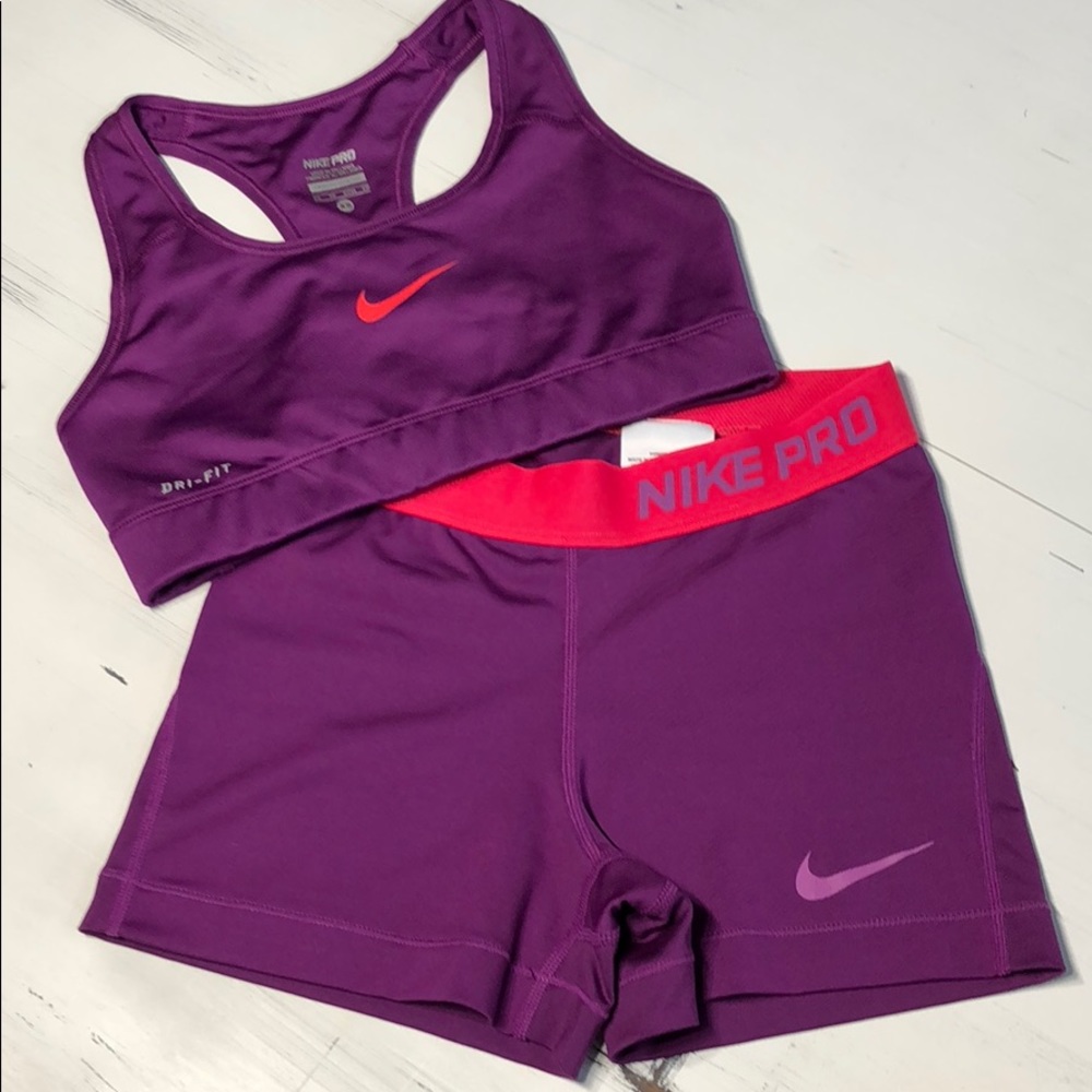 NIKE WORKOUT 2pc SET BRA & COMPRESSION SHORTS